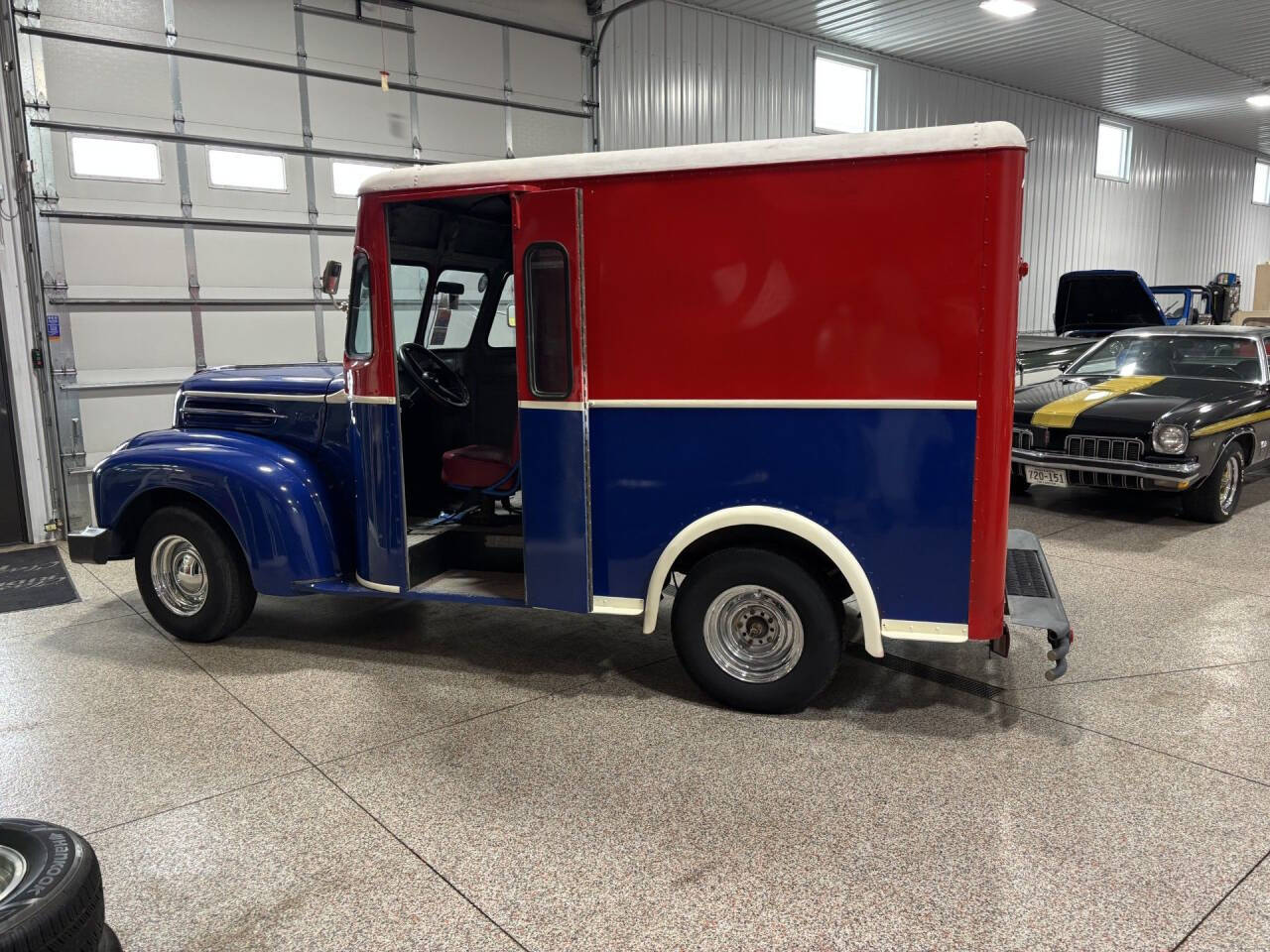 1947 Ford Van 3