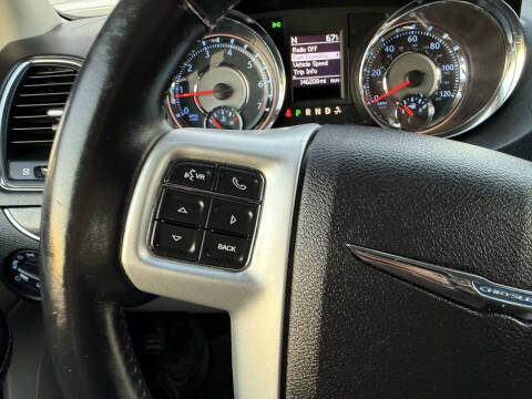 2014 Chrysler Town and Country Touring