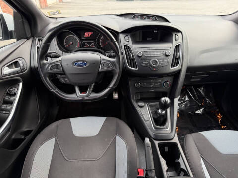 2018 Ford Focus ST