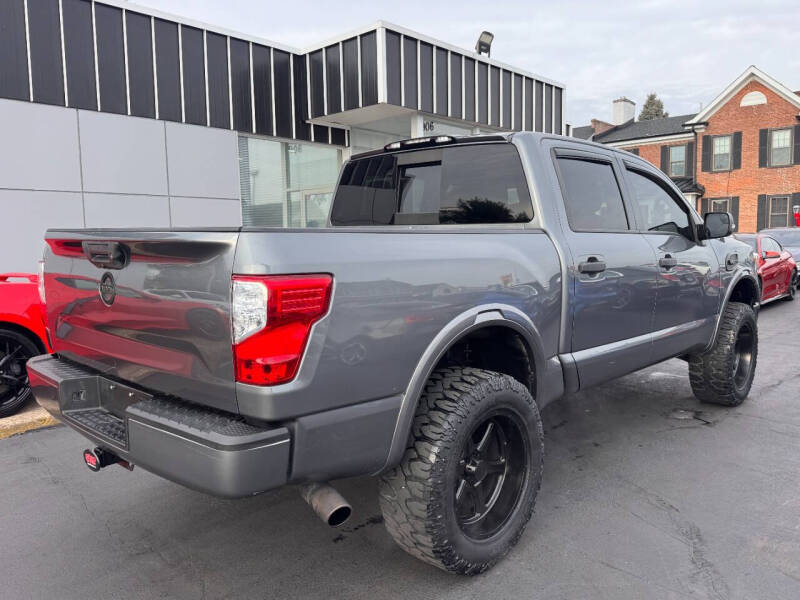 2017 Nissan Titan PRO-4X