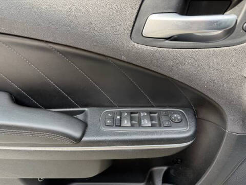 2015 Dodge Charger R/T Road and Track