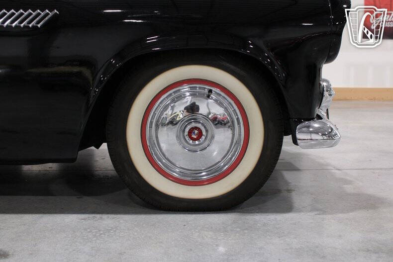 1956 Ford Thunderbird