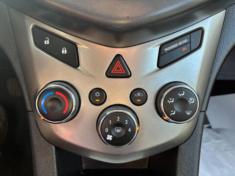2015 Chevrolet Sonic LT Auto
