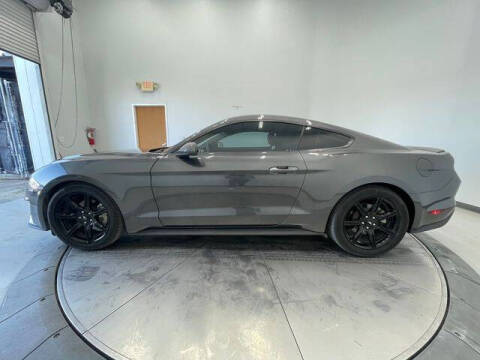 2020 Ford Mustang EcoBoost