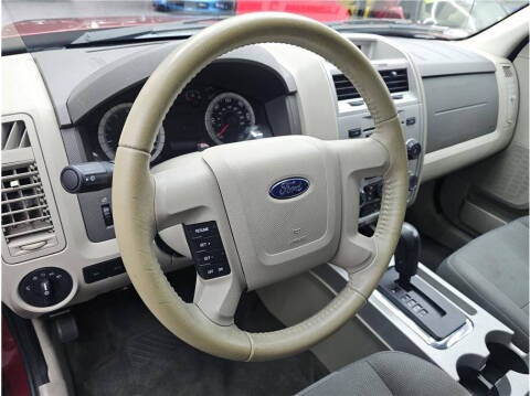 2009 Ford Escape XLT