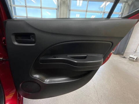 2024 Mitsubishi Mirage G4 LE