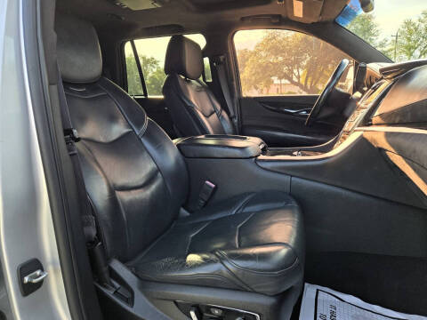 2016 Cadillac Escalade Platinum