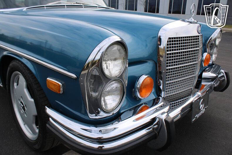 1973 Mercedes-Benz 280-Class