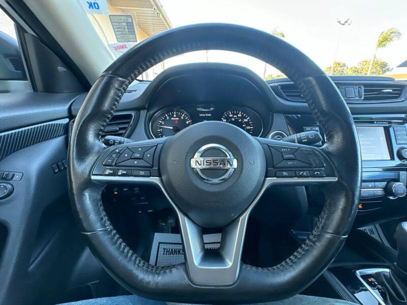 2017 Nissan Rogue