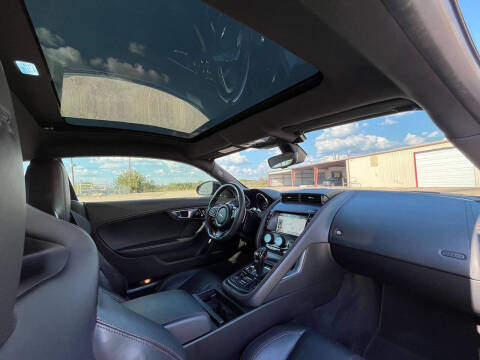 2015 Jaguar F-TYPE R