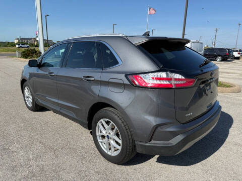 2022 Ford Edge SEL