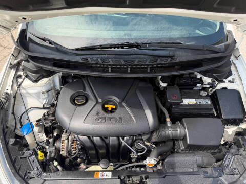 2016 Kia Forte5 LX