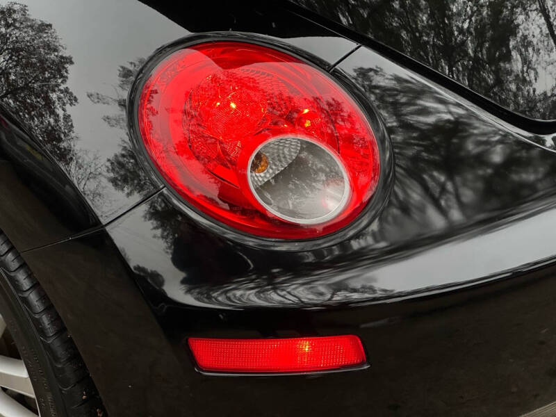 2008 Volkswagen New Beetle Convertible SE