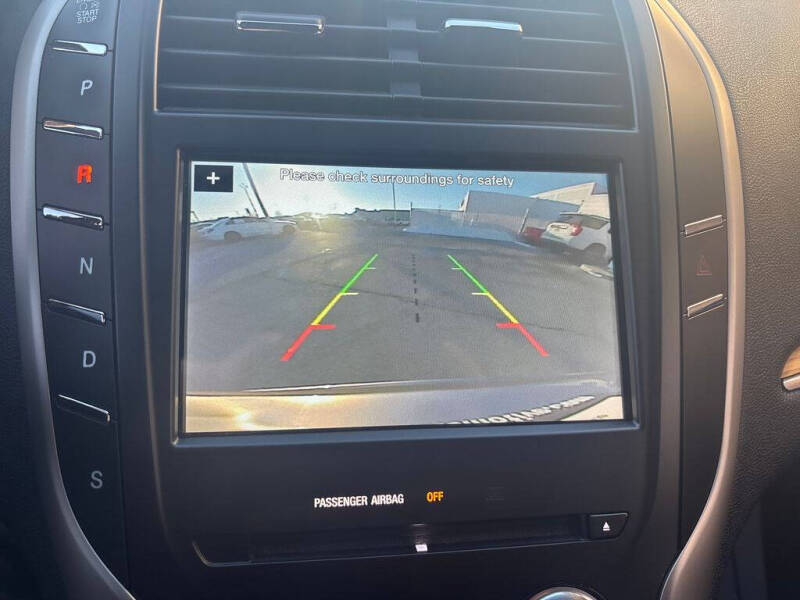 2016 Lincoln MKC Select