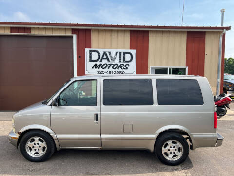 2005 Chevrolet Astro for sale at DAVID MOTORS LLC in Grey Eagle MN