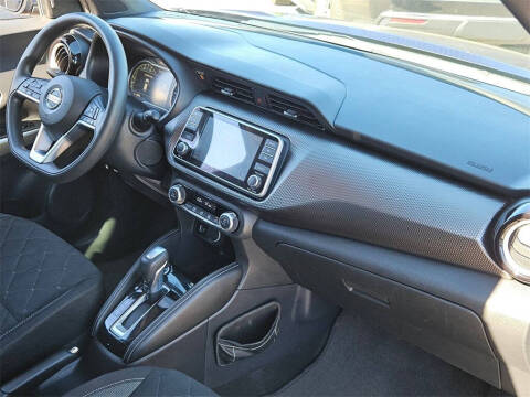 2020 Nissan Kicks SV