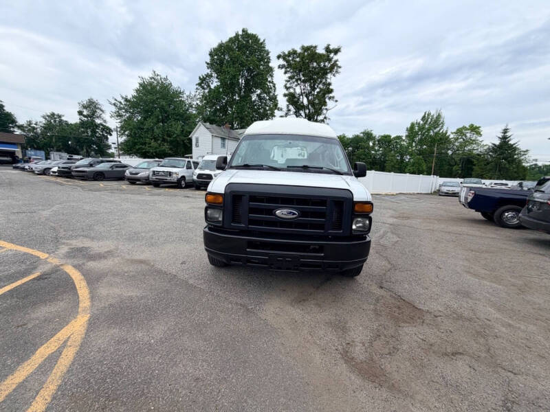 2014 Ford E-Series