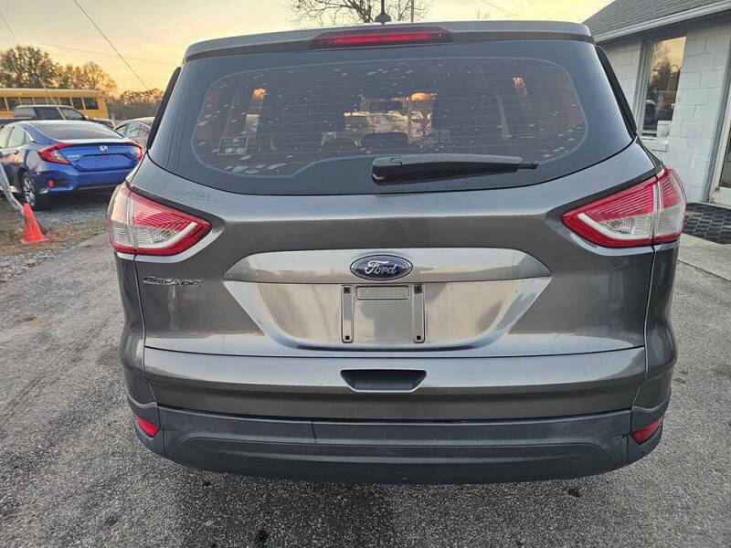 2013 Ford Escape S