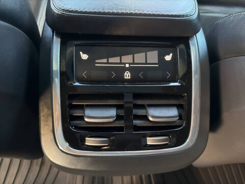 2018 Volvo XC90 T6 R-Design