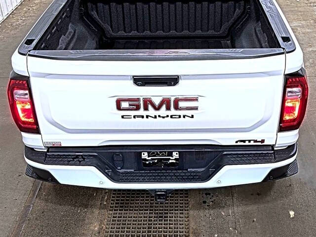 2025 GMC Canyon AT4
