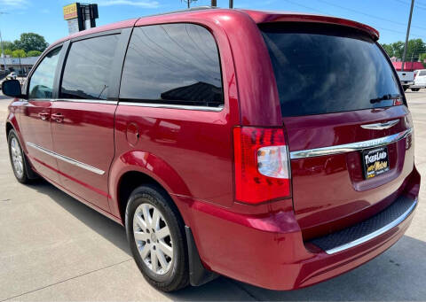 2015 Chrysler Town and Country Touring