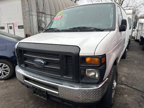 2010 Ford E-Series E-250