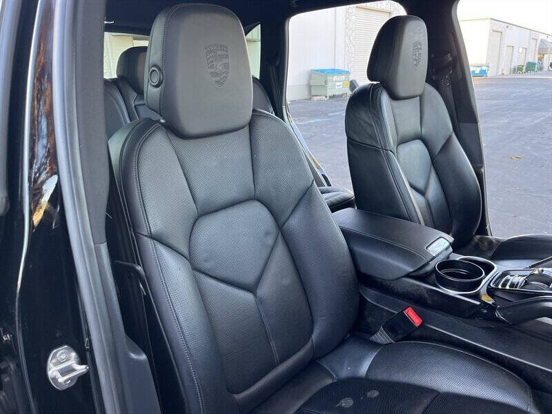 2017 Porsche Cayenne