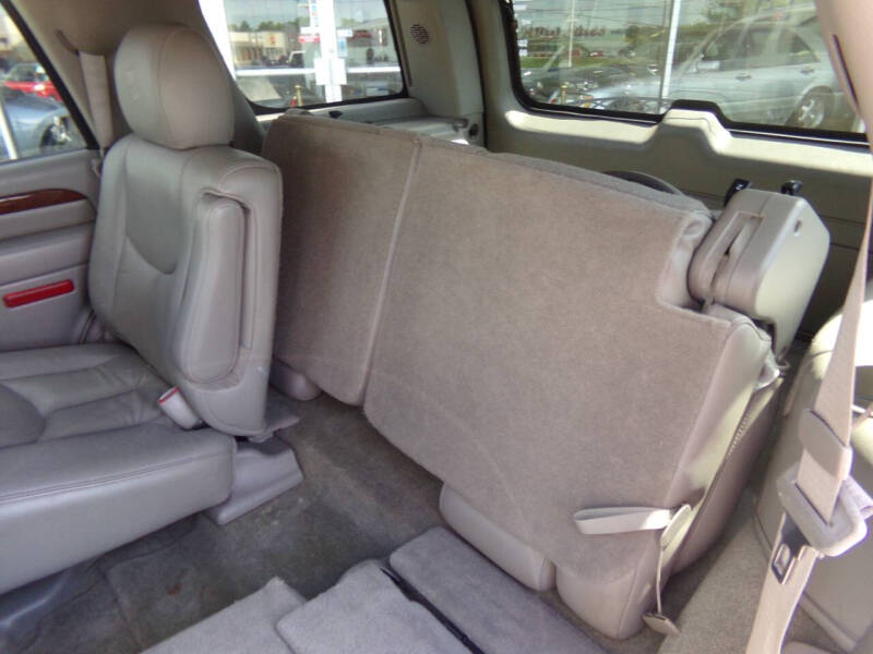 2005 Cadillac Escalade