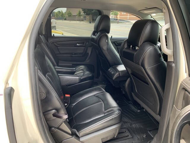 2015 GMC Acadia SLE-2
