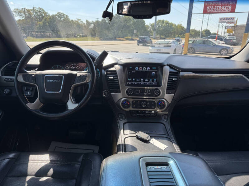 2017 GMC Yukon Denali