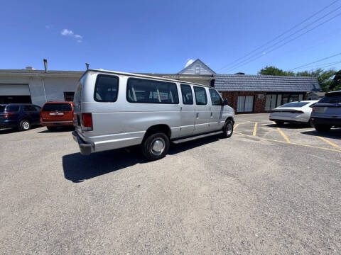 2006 Ford E-Series E-350 SD XL