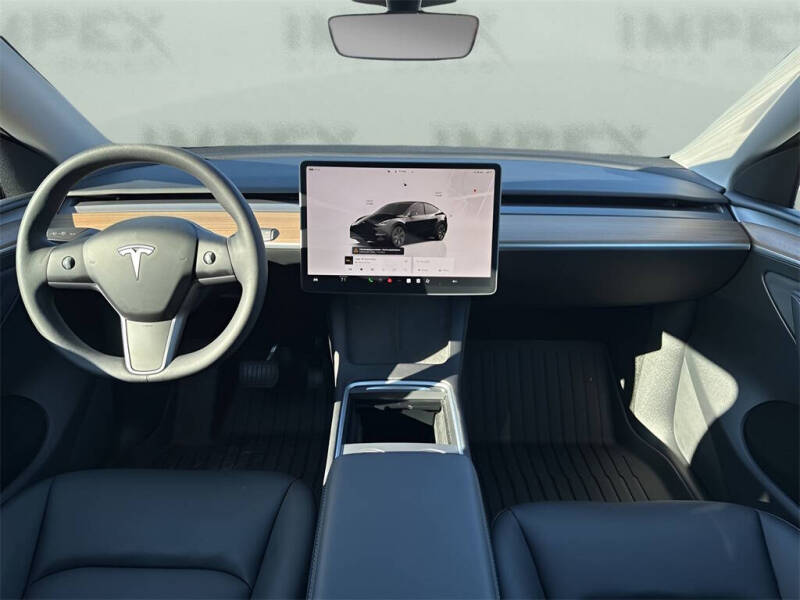 2025 Tesla Model Y Long Range