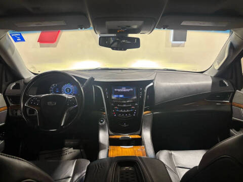 2016 Cadillac Escalade ESV Standard