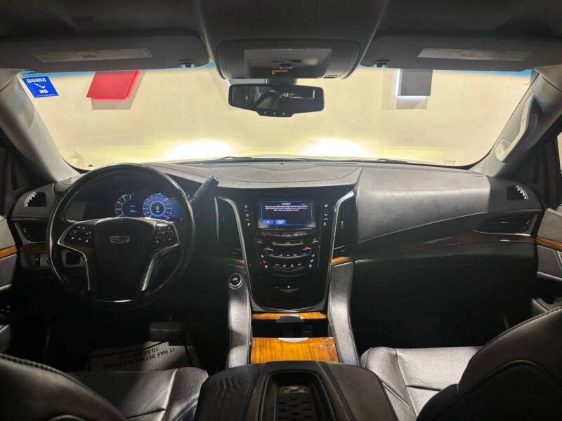 2016 Cadillac Escalade ESV Standard