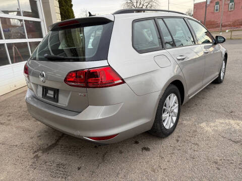 2016 Volkswagen Golf SportWagen TSI S
