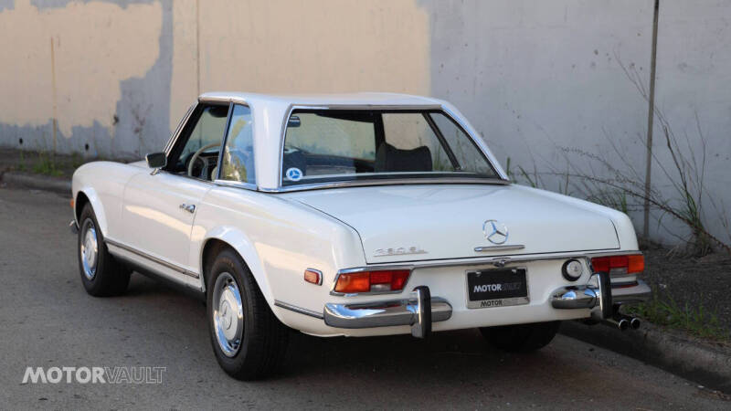 1969 Mercedes-Benz 280-Class
