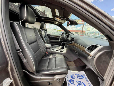 2019 Jeep Grand Cherokee Summit