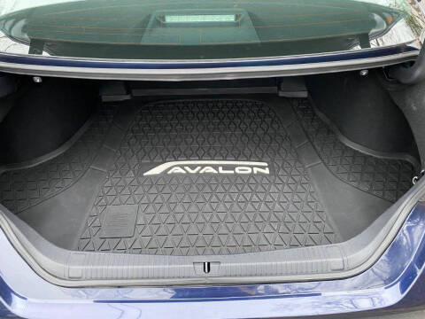 2021 Toyota Avalon XLE