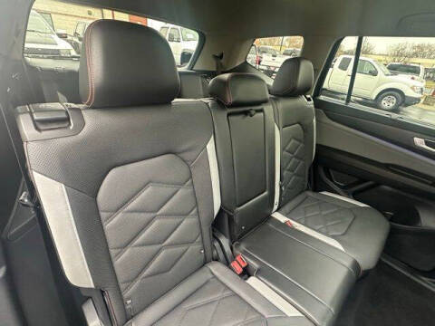 2024 Volkswagen Atlas Peak Edition SE 4Motion