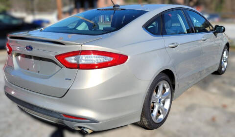 2015 Ford Fusion SE