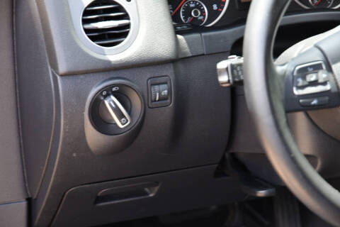 2014 Volkswagen Tiguan SE