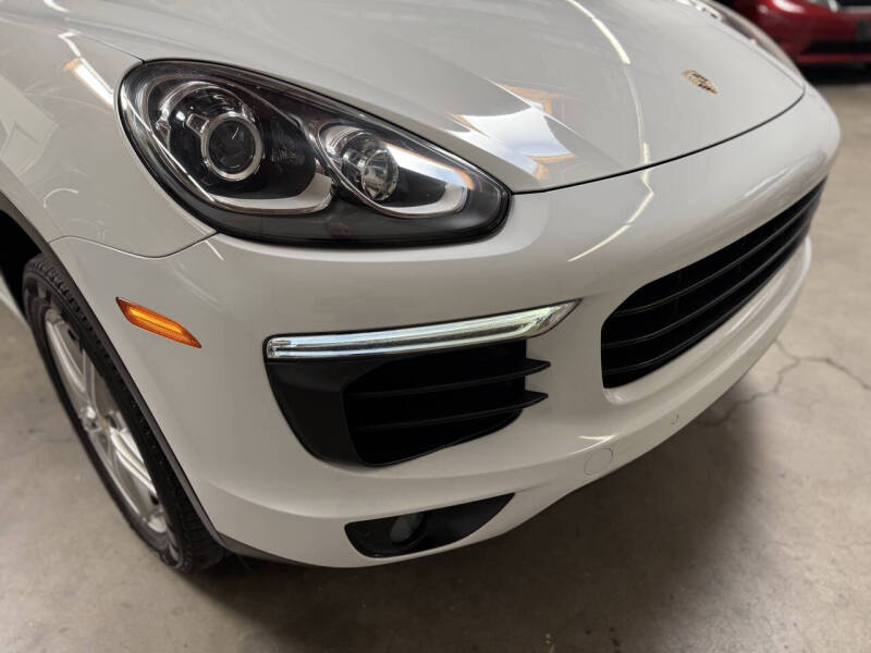 2016 Porsche Cayenne S E-Hybrid