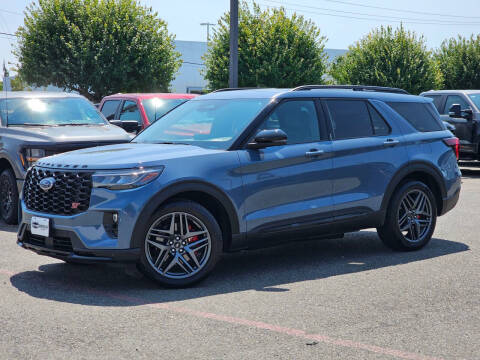 2025 Ford Explorer ST
