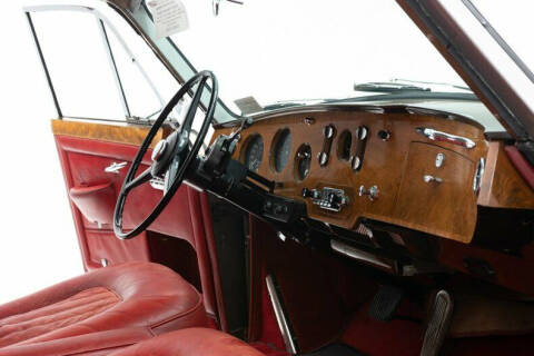 1966 Rolls-Royce Flying Spur