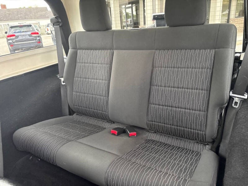 2012 Jeep Wrangler Sahara