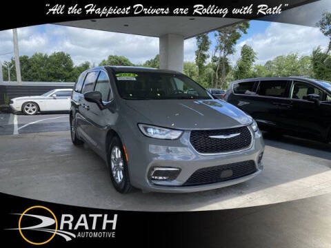 2023 Chrysler Pacifica Touring L
