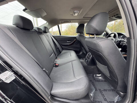 2018 BMW 3 Series 320i xDrive