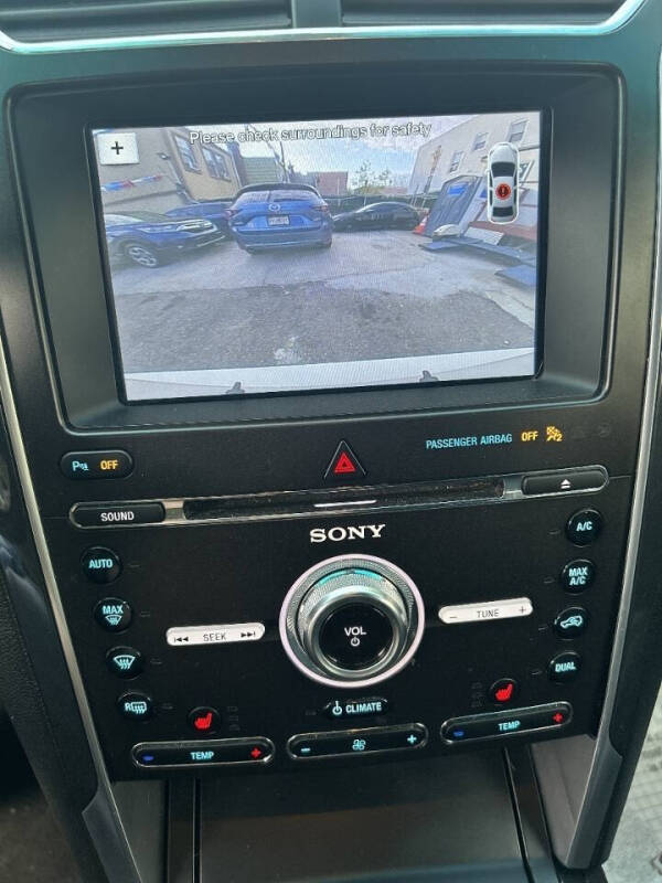2017 Ford Explorer Sport