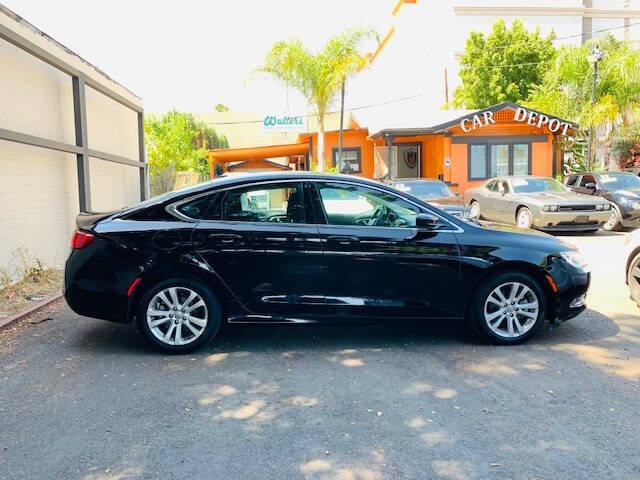 2016 Chrysler 200 Limited