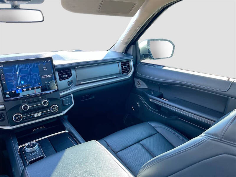 2023 Ford Expedition MAX XLT